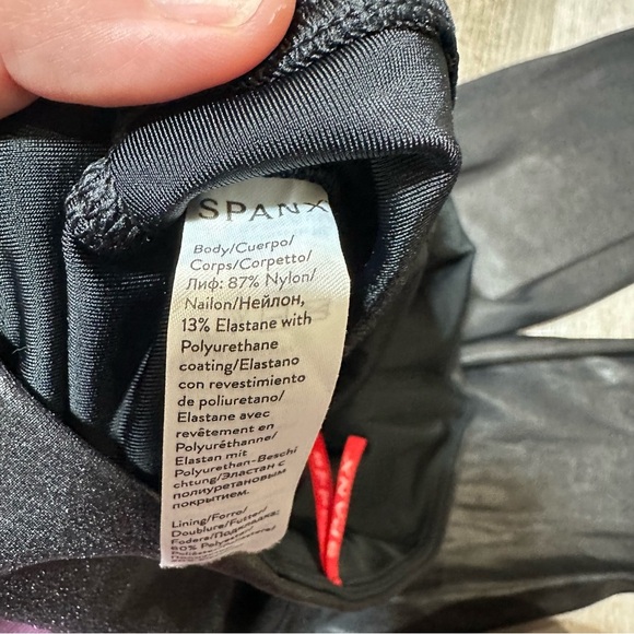Spanx 2437 Faux Leather Leggings XL - Picture 9 of 9